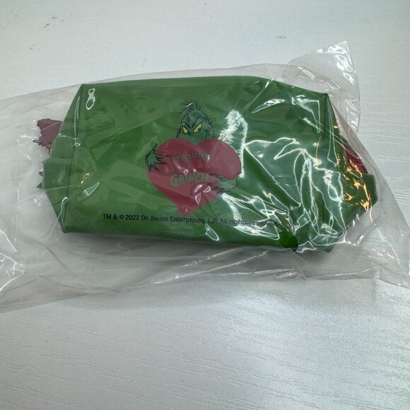 The Grinch x Revolution Cosmetic Bag Limited Edition - Makeup Revolution London - Picture 8 of 8